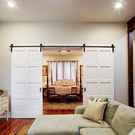 414 Waldburg A - Newly Renovated Apt With Outdoor Space! Apartment Savannah Ngoại thất bức ảnh